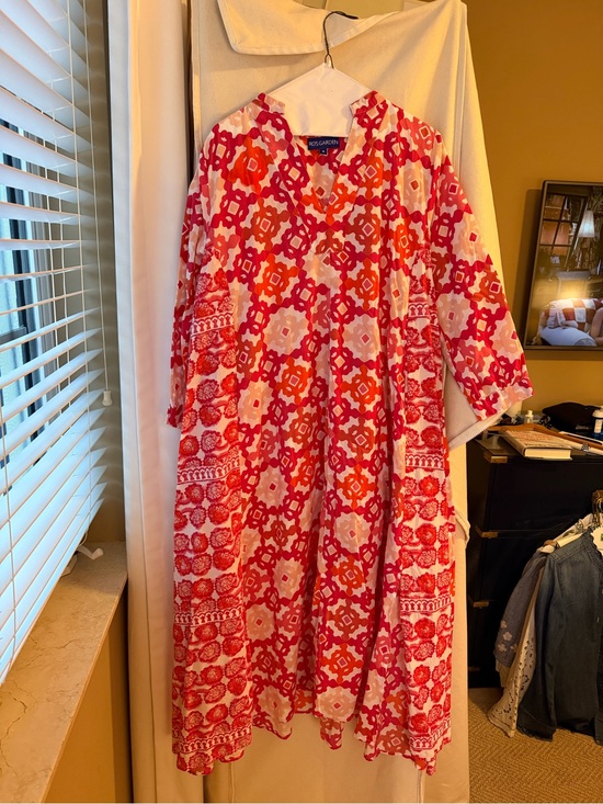 Ro's Garden Dresses & Skirts - Colorful Pink & Orange Printed Midi Dress